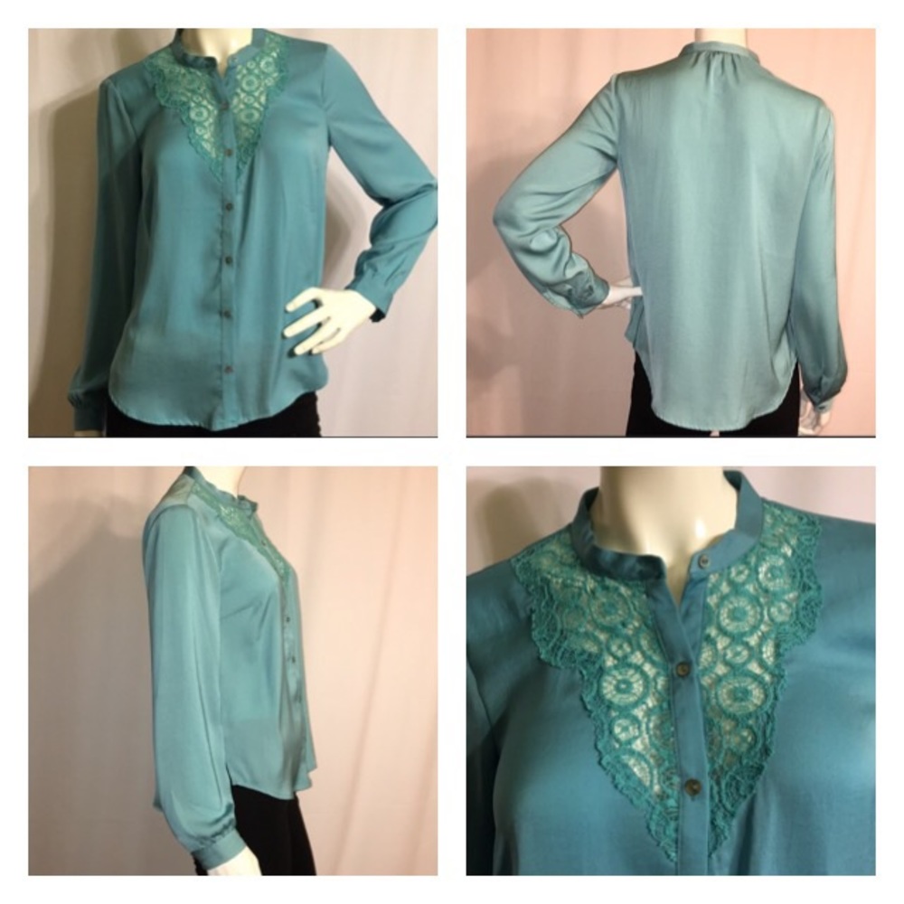 NWOT Forever 21 Blue Long Sleeve Blouse With Crochet Lace Neckline XS